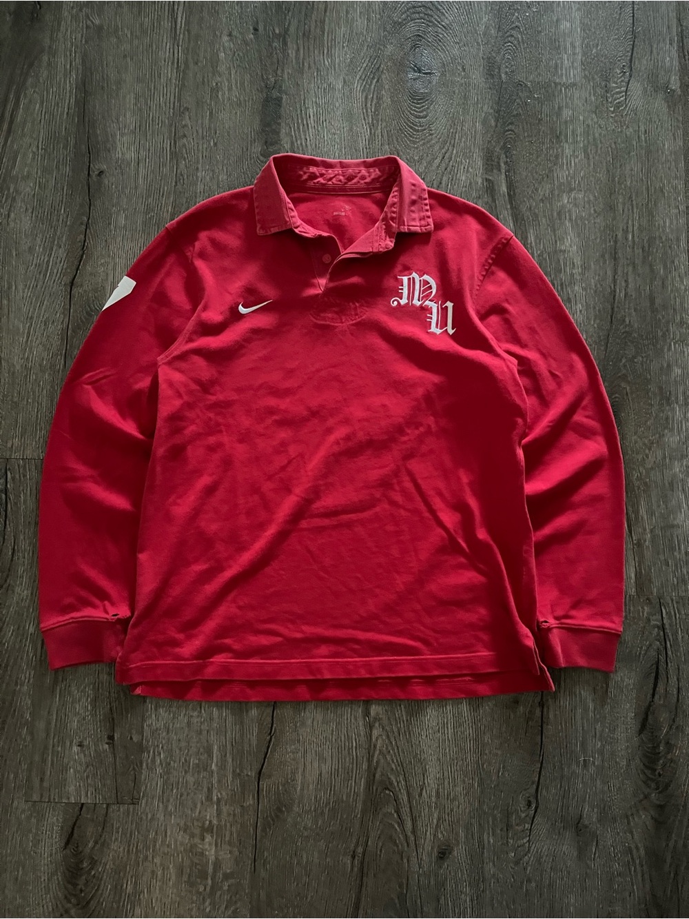 2000s Manchester United Polo Longsleeve